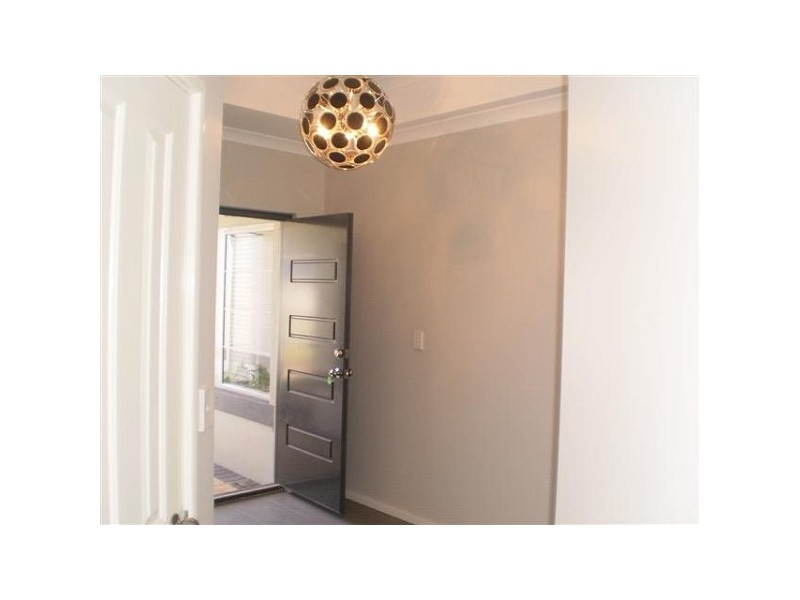 9 Lowerhall Gardens, Southern River WA 6110