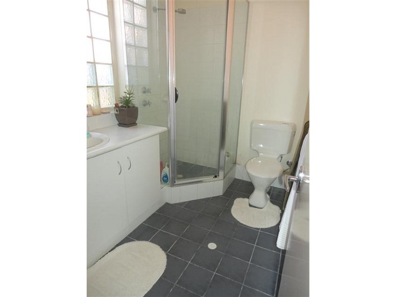 2/70 Caledonian Avenue, Maylands WA 6051