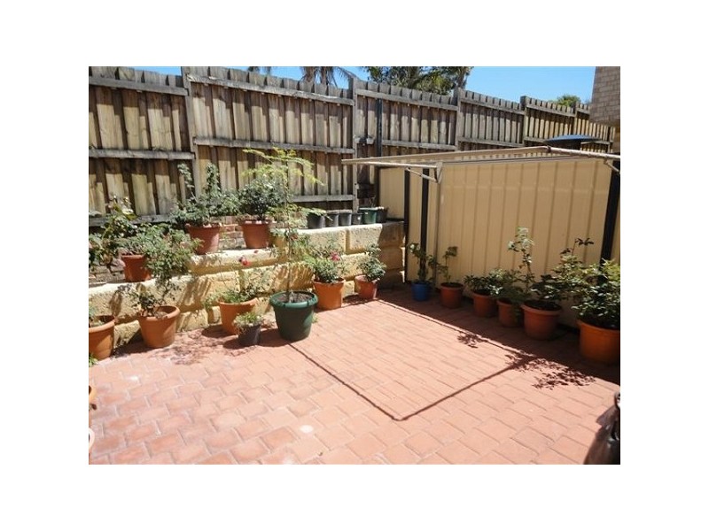 2/70 Caledonian Avenue, Maylands WA 6051