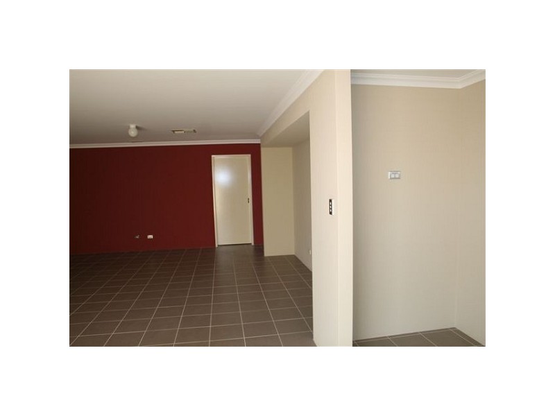 69 Da Vinci Drive, Tapping WA 6065