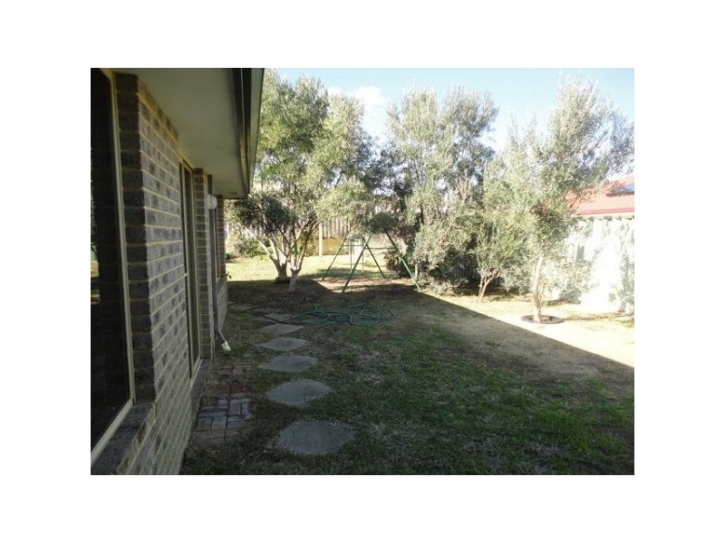 2 Bennevis Turn, Kinross WA 6028