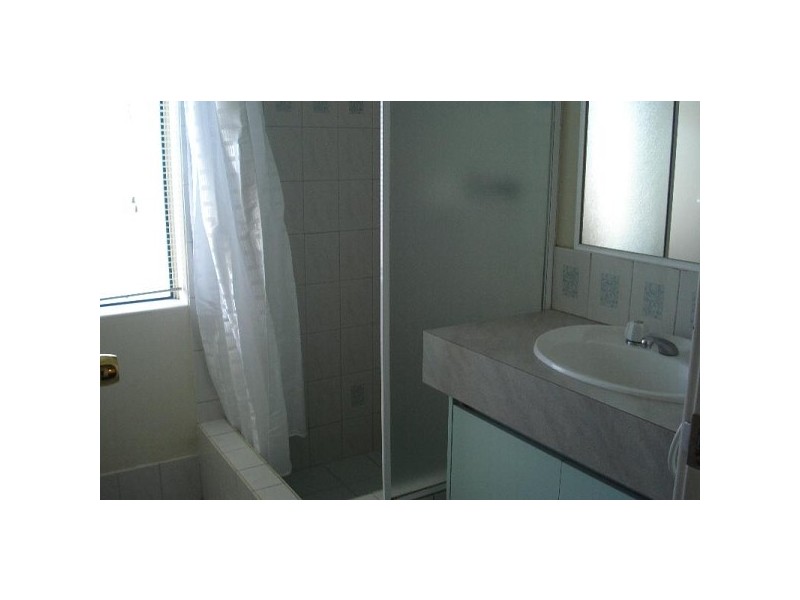 12 McLean Road, Canning Vale WA 6155