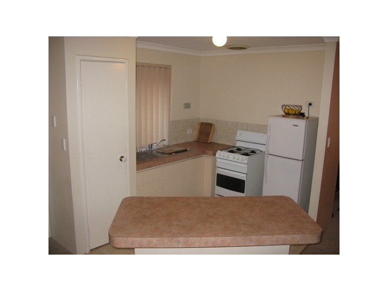 14 Firby Street, Cloverdale WA 6105