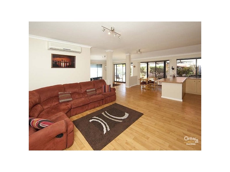 5 Pearce Court, Huntingdale WA 6110