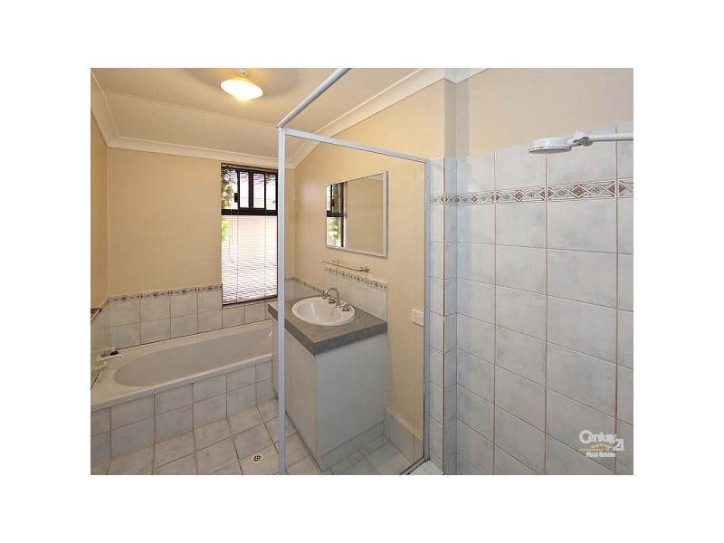 5 Pearce Court, Huntingdale WA 6110