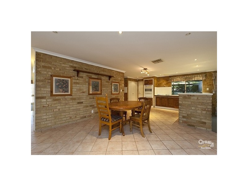22 Wisteria Place, Thornlie WA 6108