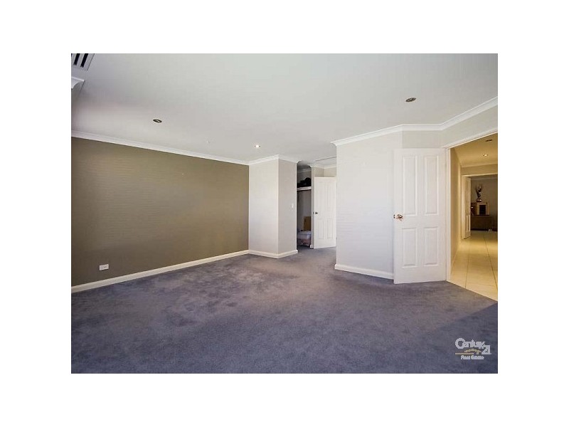 14 Bradshaw Street, Canning Vale WA 6155