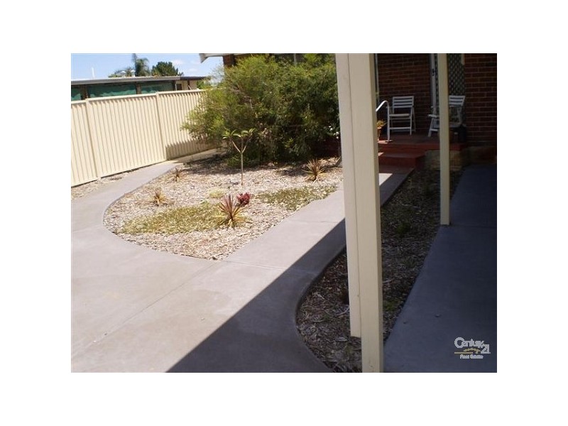 36 Whiteside Street, Cloverdale WA 6105
