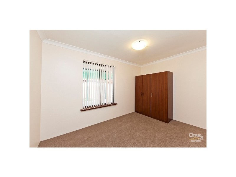 16 Mallard Street, Thornlie WA 6108