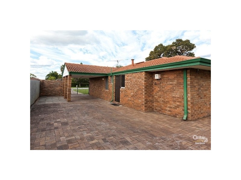 16 Mallard Street, Thornlie WA 6108