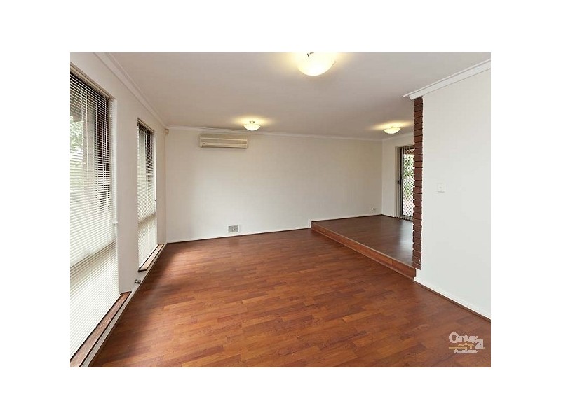 14 Jacobsen Way, Thornlie WA 6108