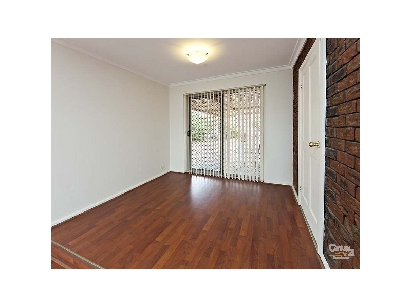 14 Jacobsen Way, Thornlie WA 6108