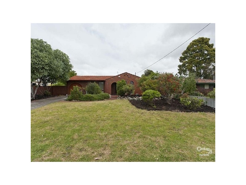 14 Jacobsen Way, Thornlie WA 6108