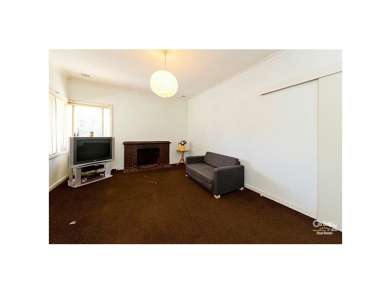 52 Alvah Street, St James WA 6102