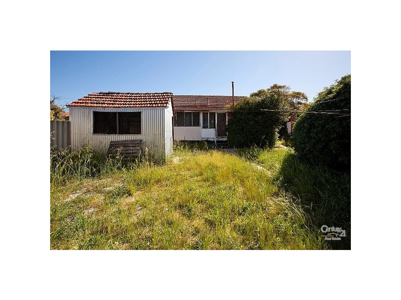 52 Alvah Street, St James WA 6102