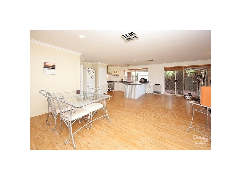 55 Fairfield Gardens, Canning Vale WA 6155