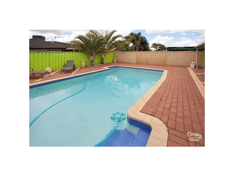 55 Fairfield Gardens, Canning Vale WA 6155