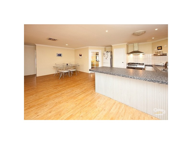 55 Fairfield Gardens, Canning Vale WA 6155