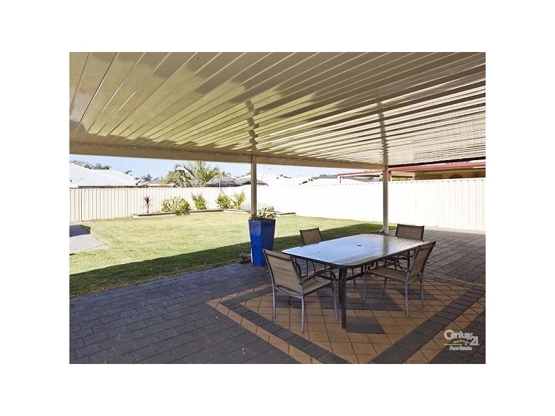 124 Gay Street, Huntingdale WA 6110