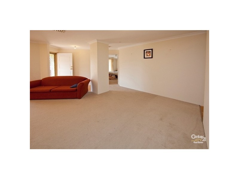 15 Madden Place, Huntingdale WA 6110