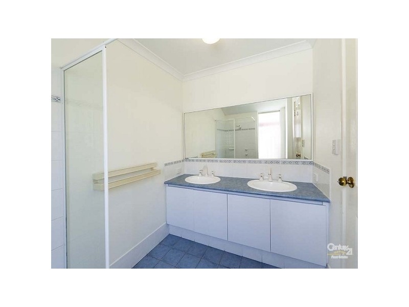 26 Fantail Way, Huntingdale WA 6110