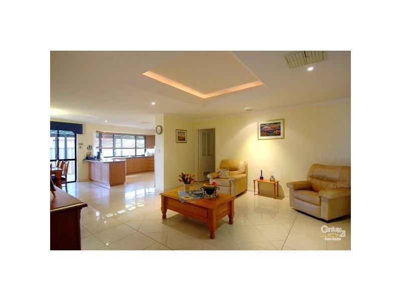 73 Alexandria Blvd, Canning Vale WA 6155