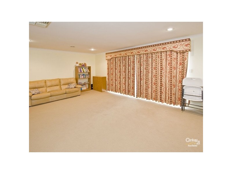 73 Alexandria Blvd, Canning Vale WA 6155