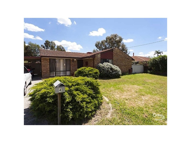4 Jurien Way, Thornlie WA 6108