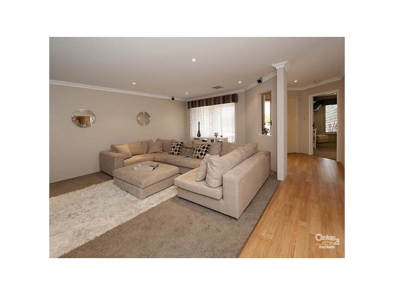 13 Katrine Parade, Canning Vale WA 6155