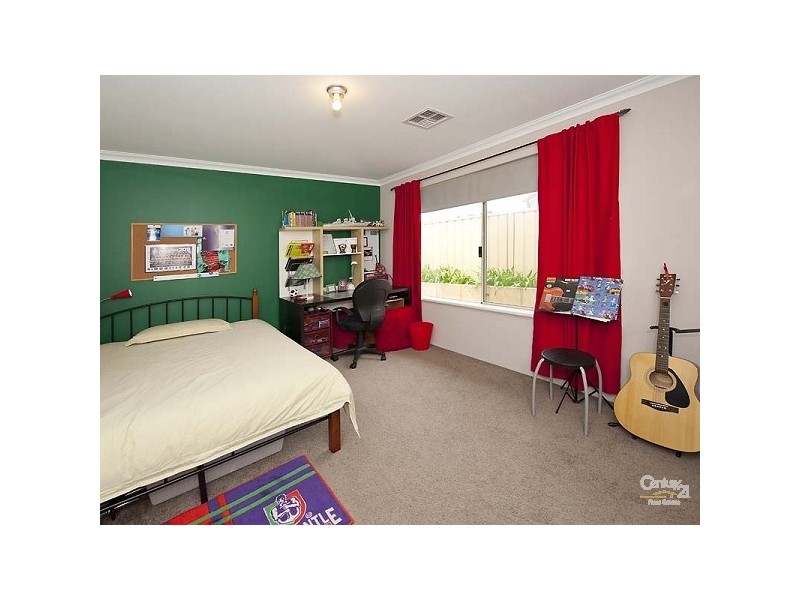 13 Katrine Parade, Canning Vale WA 6155