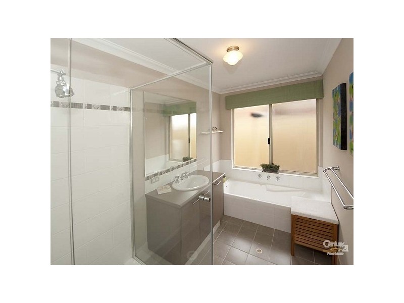 13 Katrine Parade, Canning Vale WA 6155