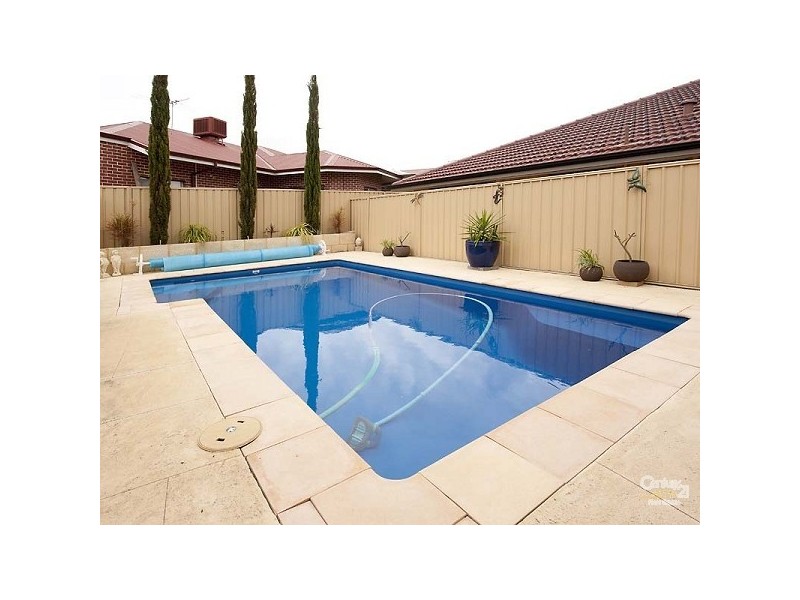 13 Katrine Parade, Canning Vale WA 6155