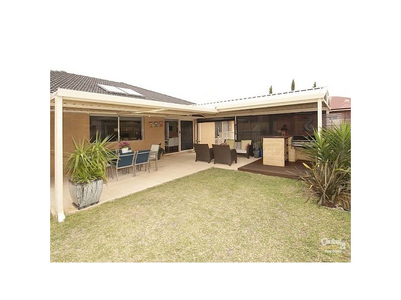 13 Katrine Parade, Canning Vale WA 6155