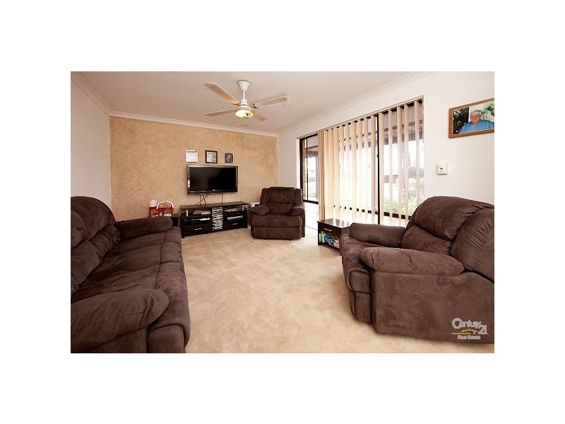 132 Brown Crescent, Seville Grove WA 6112