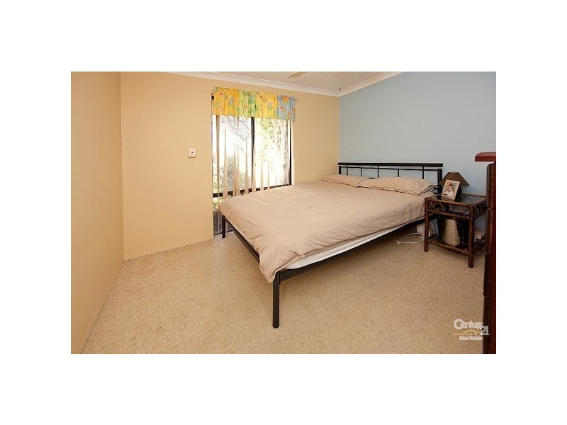 132 Brown Crescent, Seville Grove WA 6112