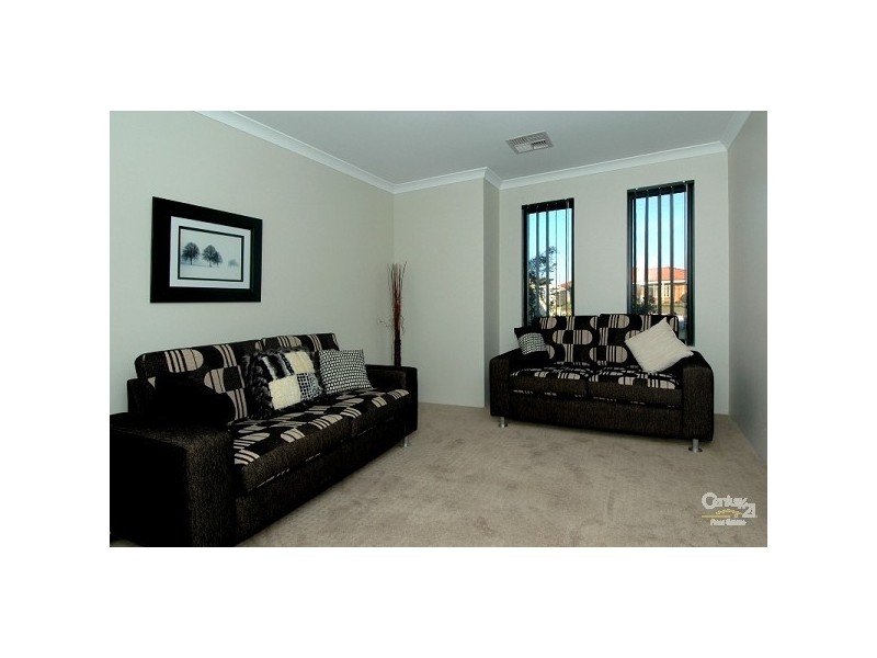 87 Harpenden Street, Huntingdale WA 6110