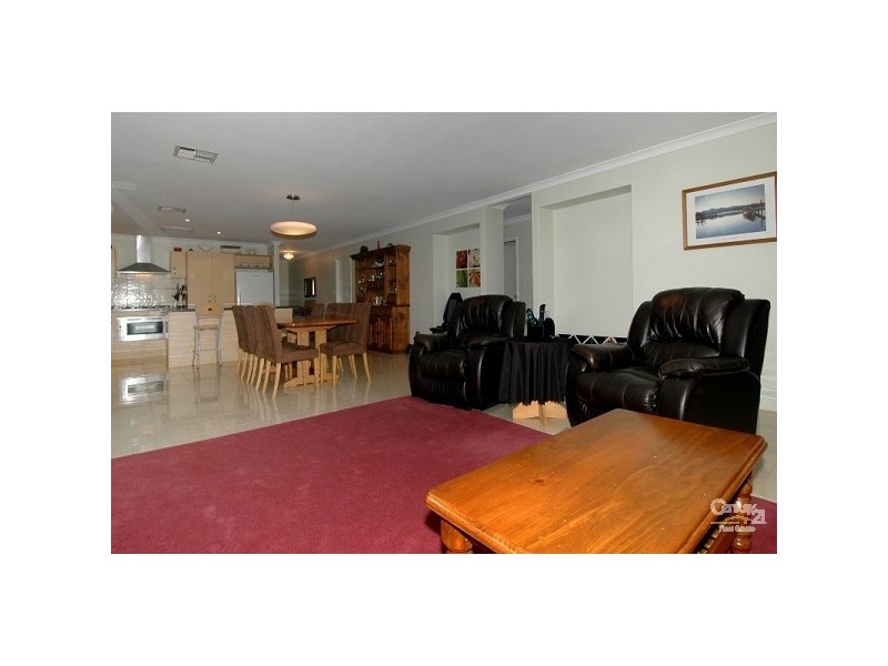 87 Harpenden Street, Huntingdale WA 6110