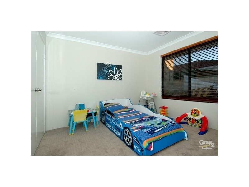 87 Harpenden Street, Huntingdale WA 6110