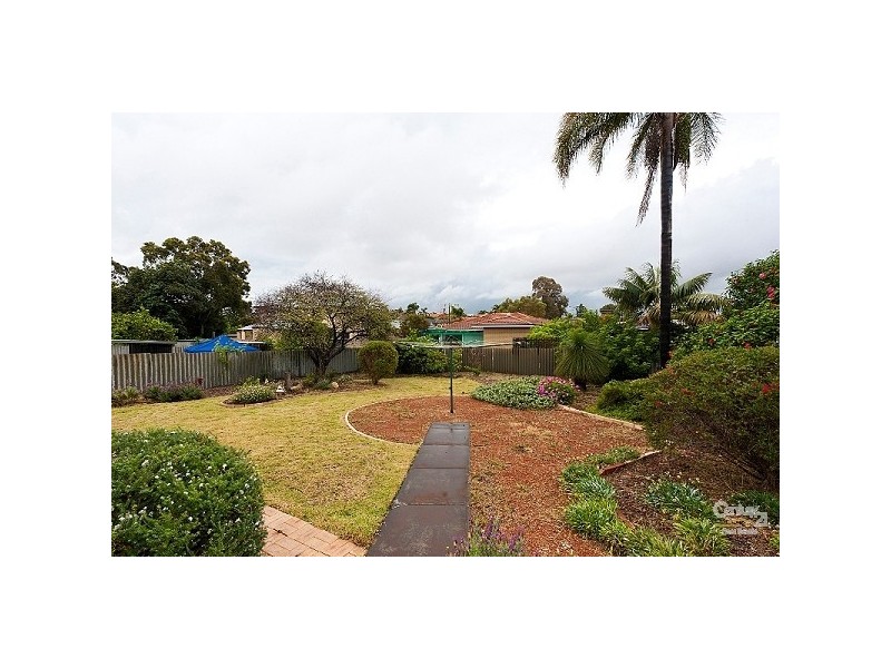 68 Belvedere Road, Hamersley WA 6022