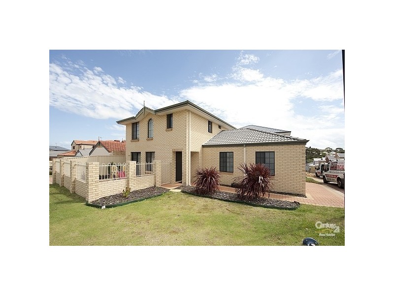 39 Foss Street, Bicton WA 6157