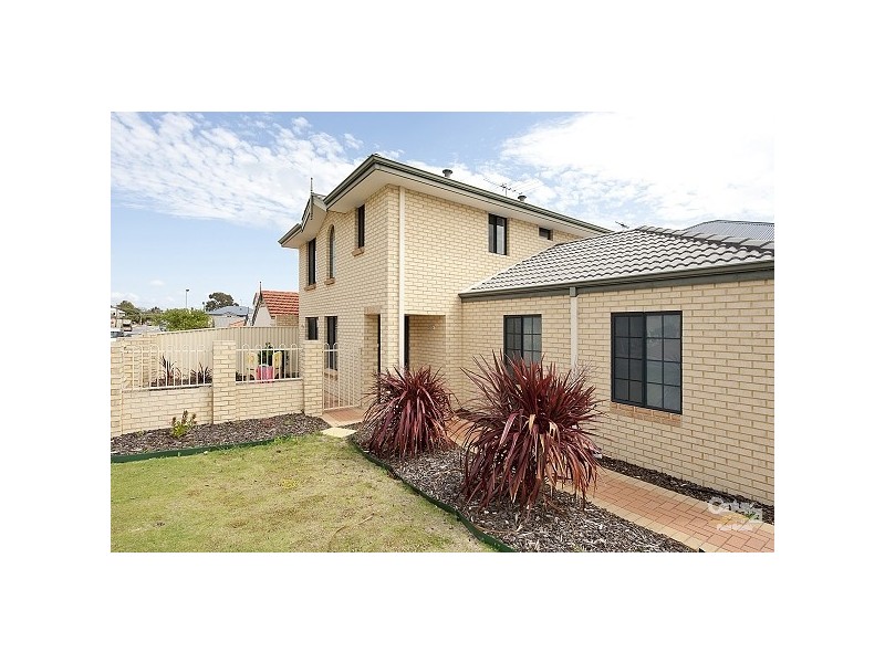 39 Foss Street, Bicton WA 6157