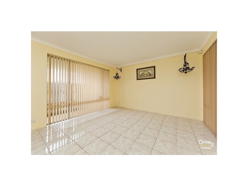 129 Bindoon Loop, Huntingdale WA 6110