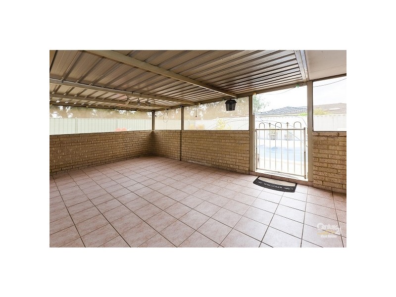 129 Bindoon Loop, Huntingdale WA 6110