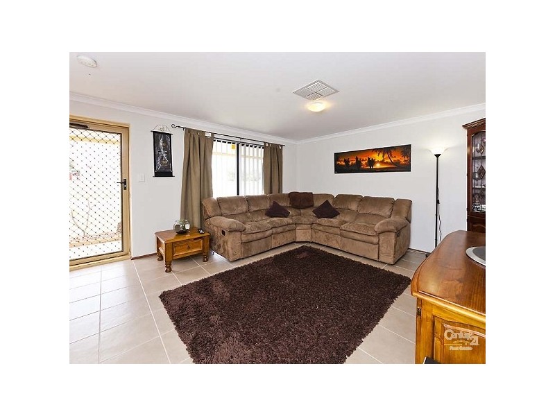 22 Warrida Way, Maddington WA 6109