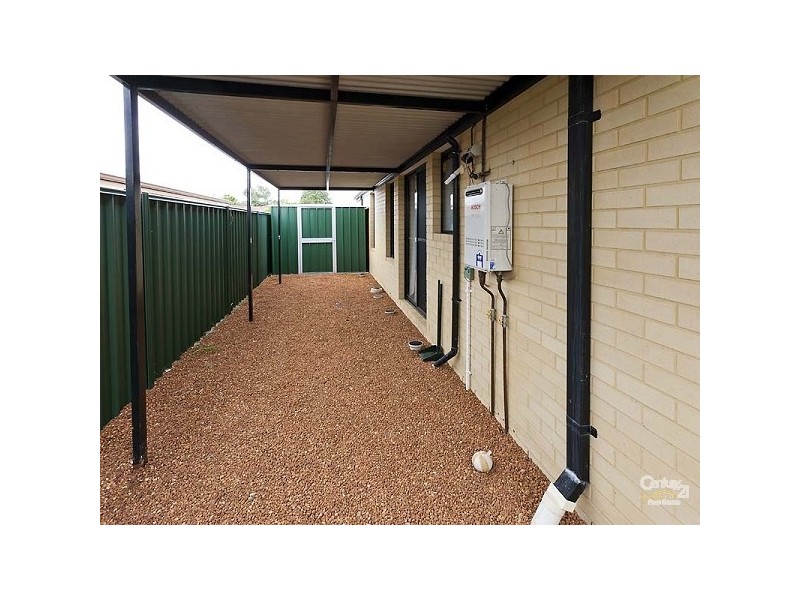 22 Warrida Way, Maddington WA 6109