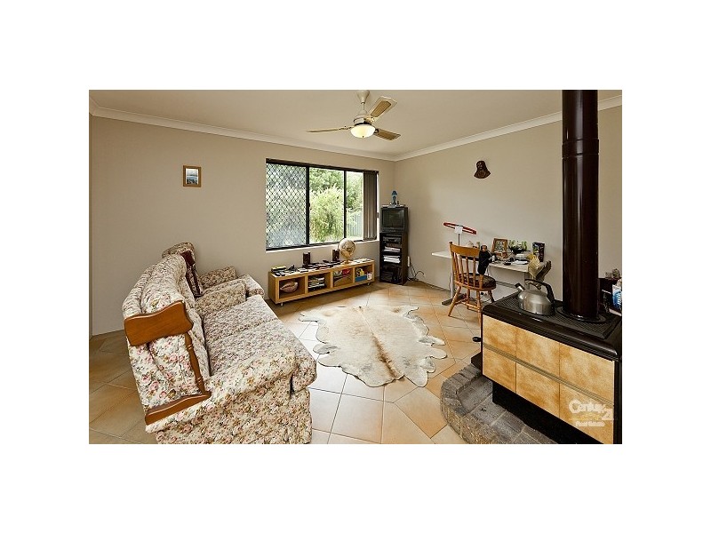 100 Apsley Road, Willetton WA 6155