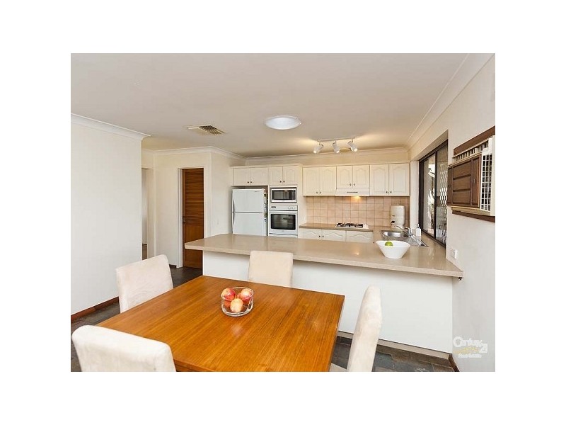3 Langley Way, Booragoon WA 6154