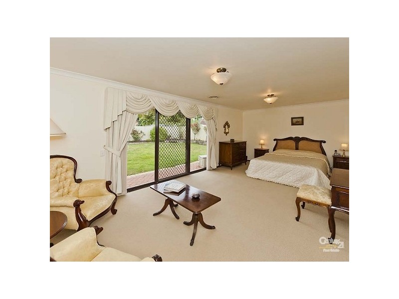 3 Langley Way, Booragoon WA 6154