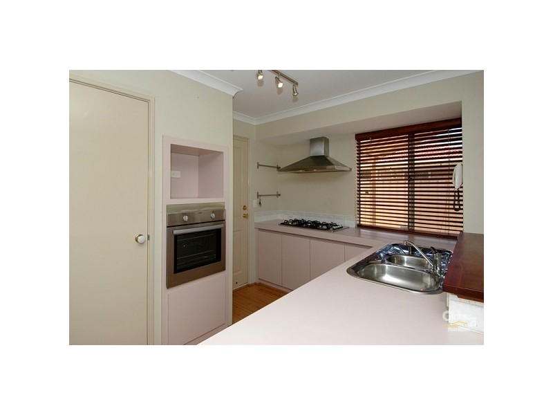 31 Seminole Gardens, Seville Grove WA 6112