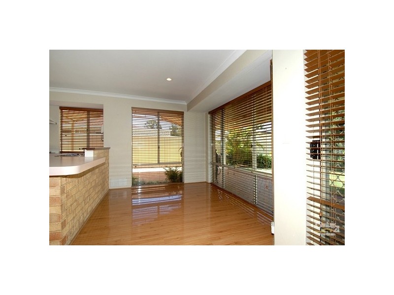 31 Seminole Gardens, Seville Grove WA 6112